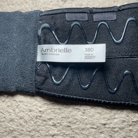 Ambrielle Black Lined Light Push Up Strapless Underwire Bra Size 38D - Picture 5 of 6